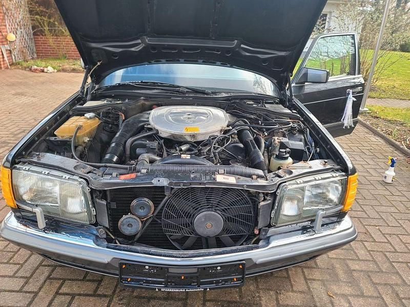 Gebraucht Mercedes 560 242 PS (177 kW) 1989 Schwarz Limousine