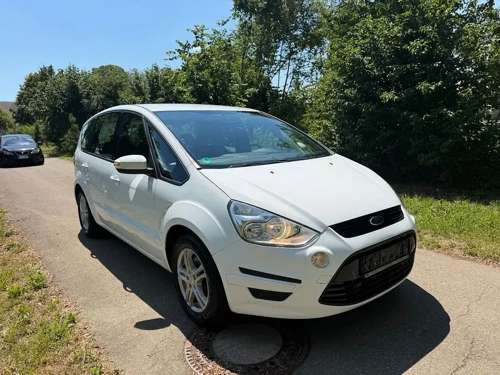 Gebraucht Ford S-MAX Trend 160 PS (117 kW) 2014 Weiß Van / Kleinbus