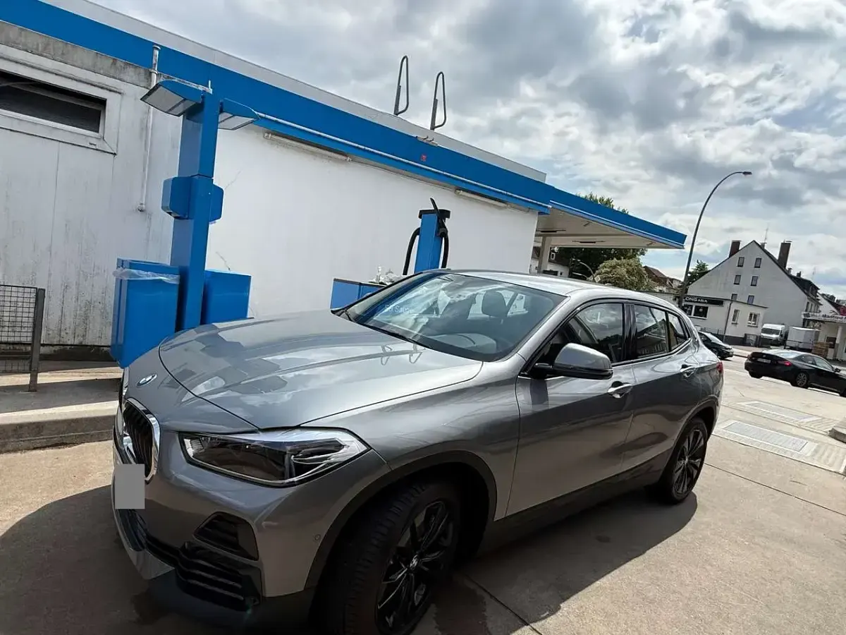 Gebraucht BMW X2 Advantage 136 PS (100 kW) 2022 Grau SUV
