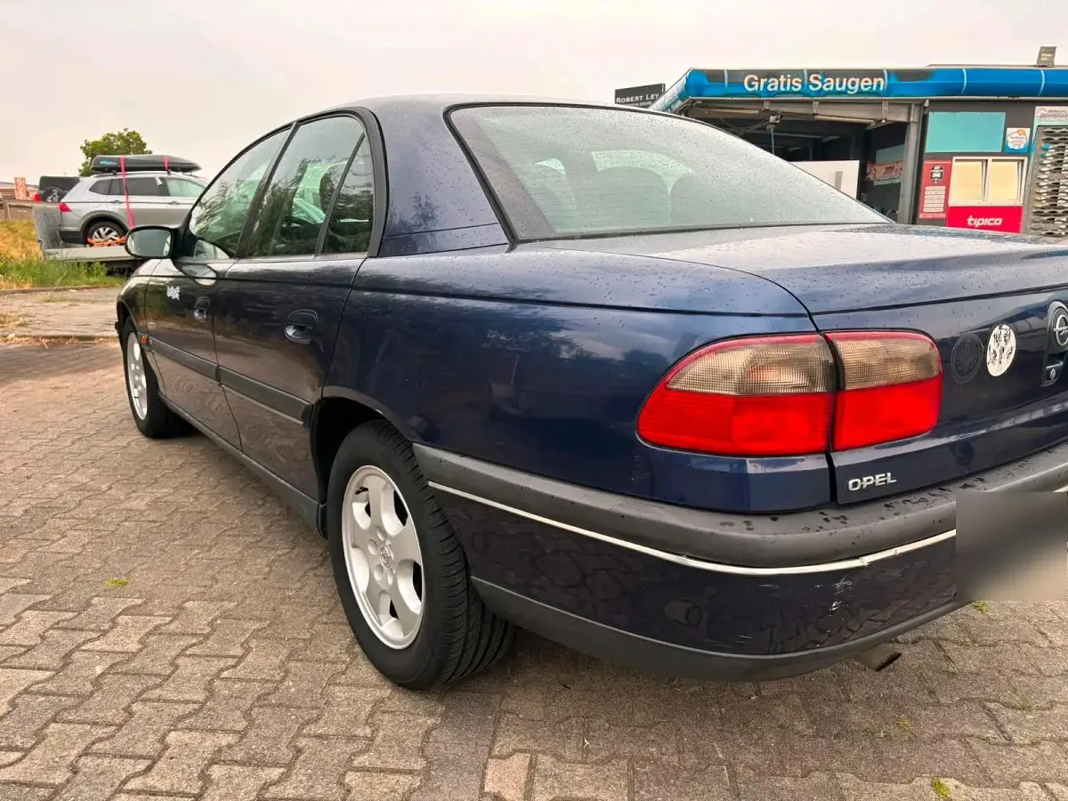 Gebraucht Opel Omega 170 PS (125 kW) 1999 Blau Limousine