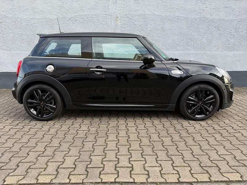 Gebraucht Mini Cooper S 192 PS (141 kW) 2019 Schwarz Kleinwagen