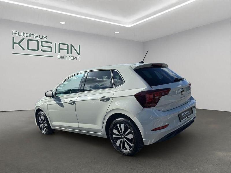 Gebraucht VW Polo Move 80 PS (58 kW) 2024 Ascotgrau Kleinwagen