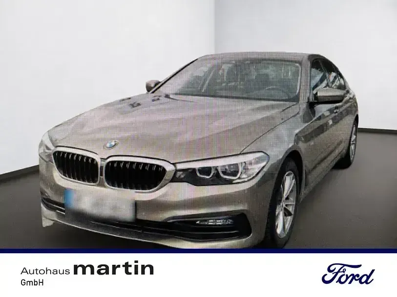 Gebraucht BMW 520 Sport Line 184 PS (135 kW) 2018 Limousine