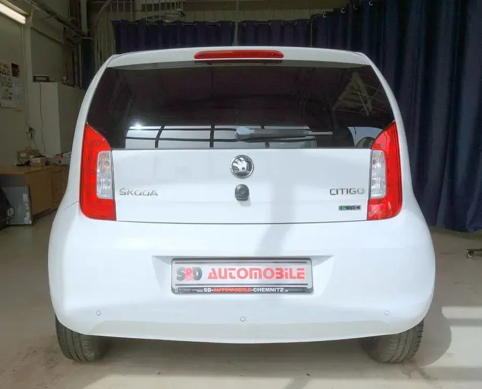 Gebraucht Skoda Citigo Ambition 68 PS (50 kW) 2015 Weiß Kleinwagen
