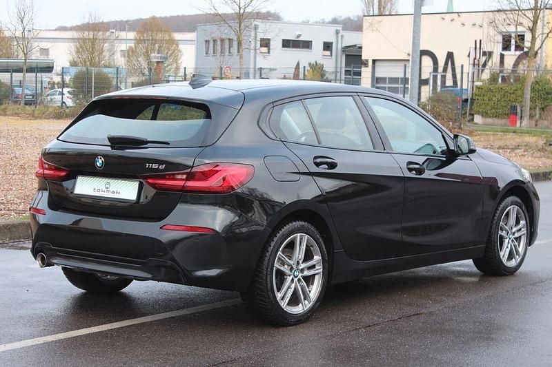 Gebraucht BMW 116 Shadowline 116 PS (85 kW) 2019 Schwarz Kleinwagen