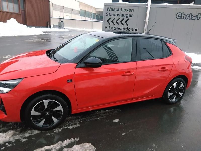 Gebraucht Opel Corsa-e Edition 100 kW (136 PS) 2022 Rot Kleinwagen