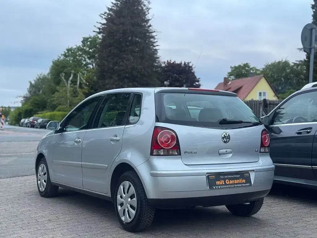 Gebraucht VW Polo Comfortline 80 PS (58 kW) 2007 Silber Kleinwagen
