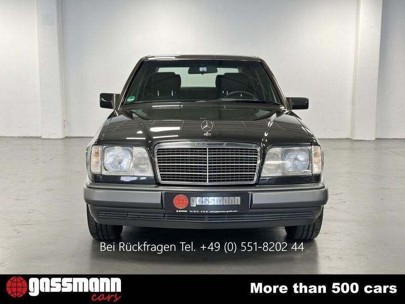 Gebraucht Mercedes E280 197 PS (144 kW) 1994 Schwarz Limousine