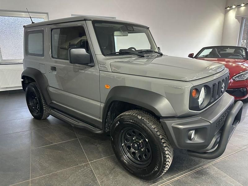 Gebraucht Suzuki Jimny Comfort 102 PS (75 kW) 2021 Grau SUV