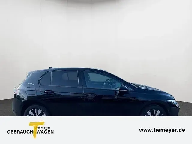 Usata VW Golf VIII Goal 150 CV (110 kW) 2025 Nero Berlina