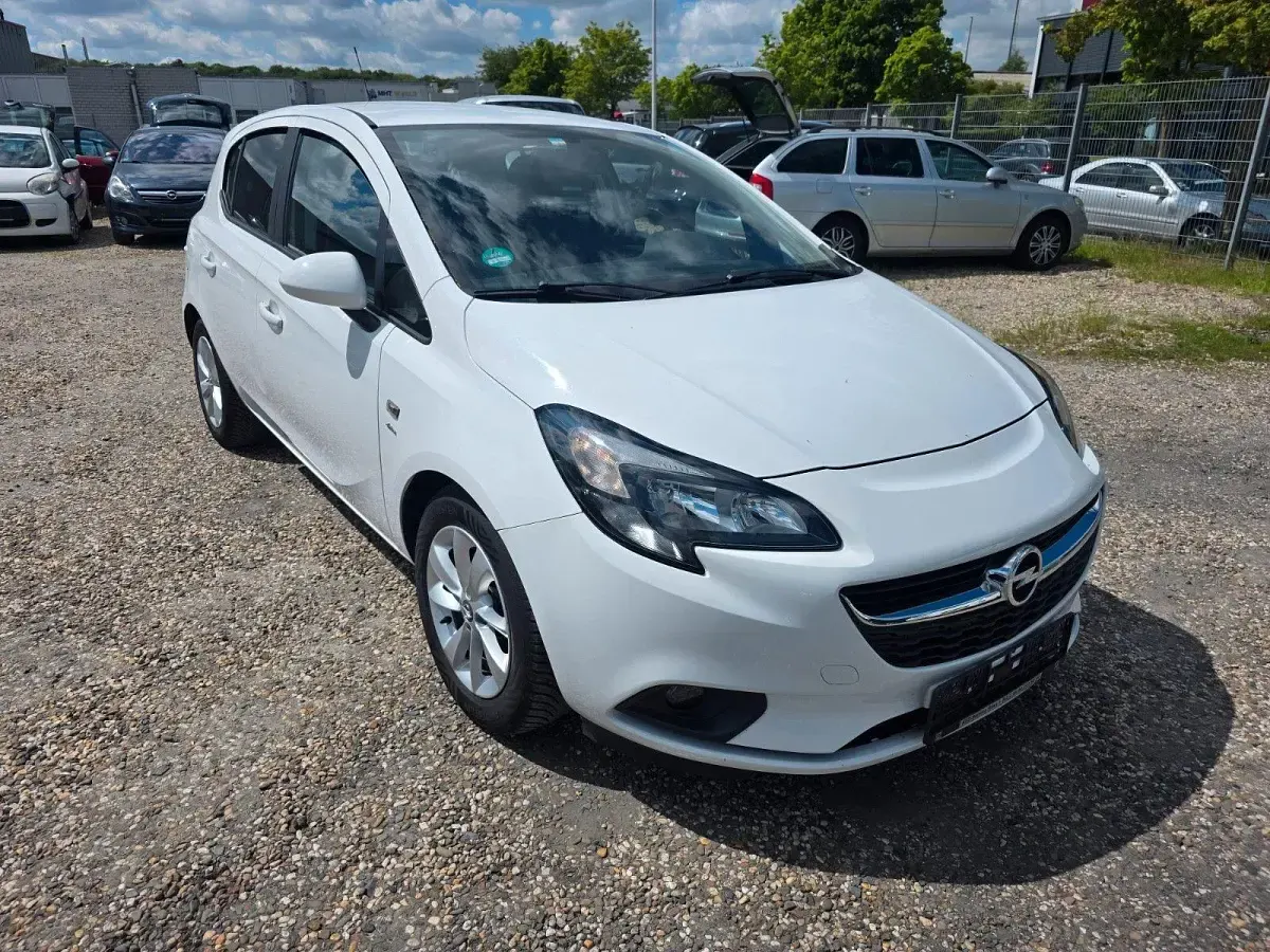 Gebraucht Opel Corsa drive 90 PS (66 kW) 2015 Weiß Kleinwagen