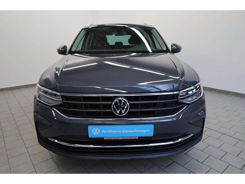 Gebraucht VW Tiguan Active 150 PS (110 kW) 2023 Grau SUV