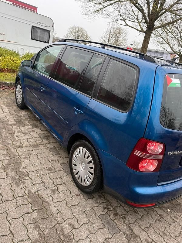 Gebraucht VW Touran 140 PS (102 kW) 2007 Blau Van / Kleinbus