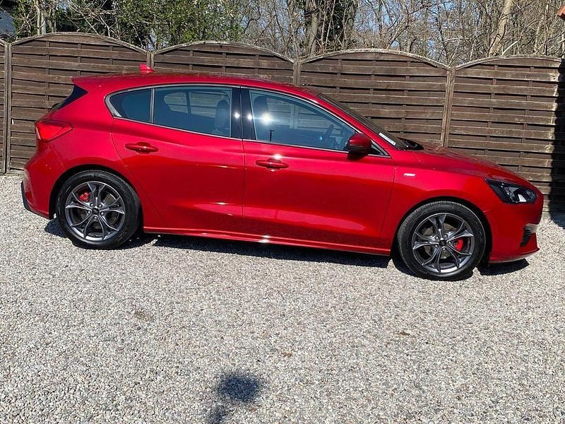 Gebraucht Ford Focus ST-Line 182 PS (133 kW) 2021 Other Limousine