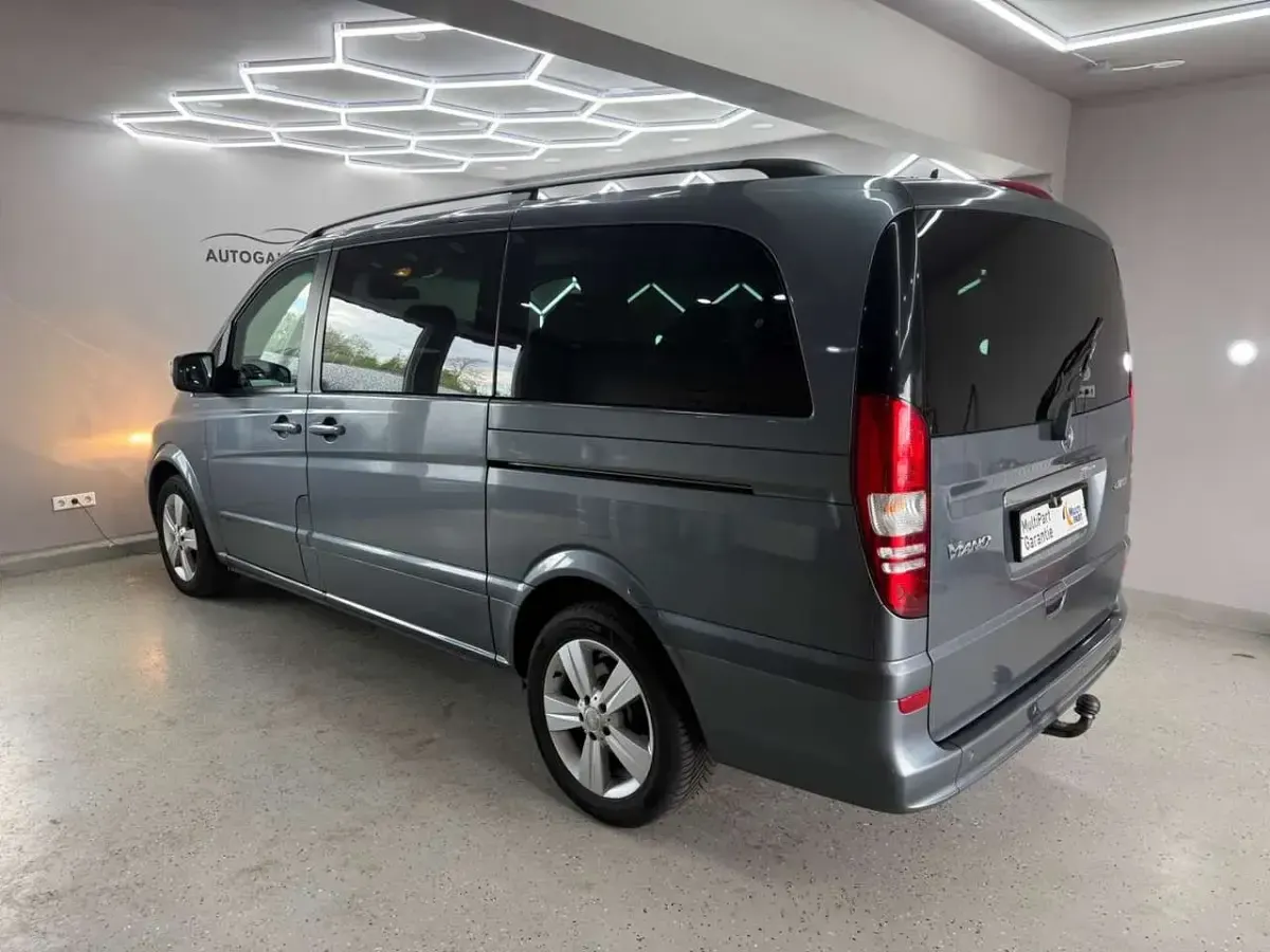 Gebraucht Mercedes Viano Edition 163 PS (119 kW) 2014 Flintgrau Van / Kleinbus