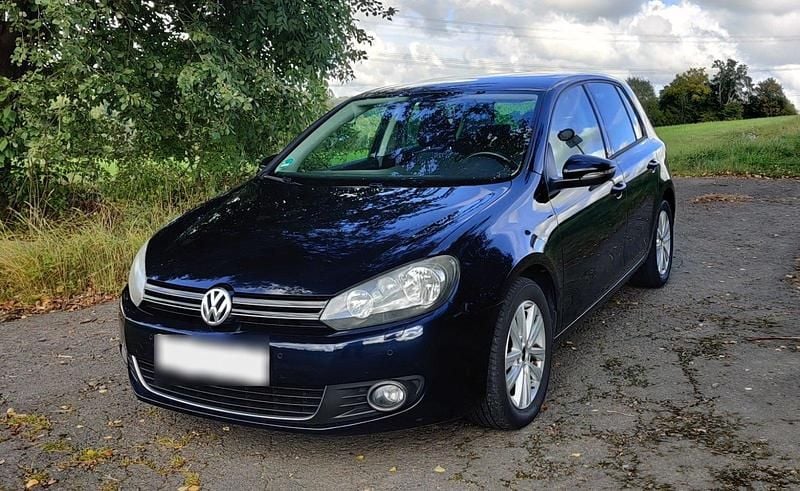 Gebraucht VW Golf VI Style 86 PS (63 kW) 2011 Blau Kleinwagen