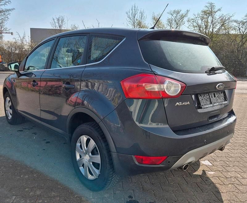 Gebraucht Ford Kuga 140 PS (102 kW) 2012 Grau SUV