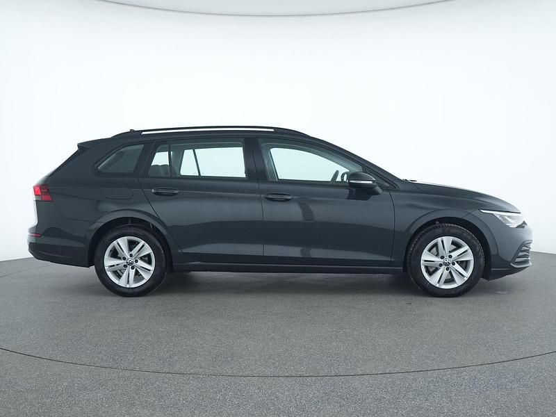 Gebraucht VW Golf VIII 116 PS (85 kW) 2021 Uranograu Kombi