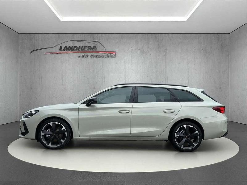 Neu Cupra Leon 150 PS (110 kW) 2026 Taiga grey Kombi