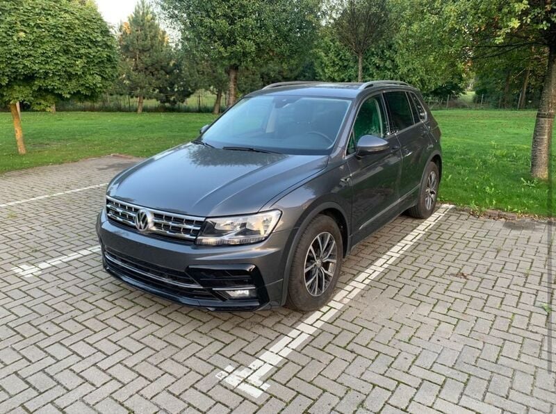 Grau Gebraucht 2018 VW Tiguan R-line SUV | 17.300 € (Superpreis) - Bild 1/4