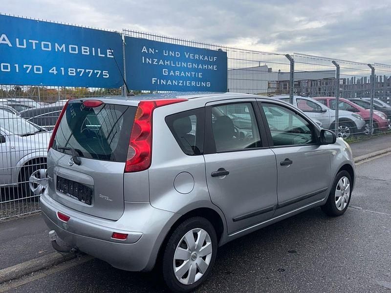 Gebraucht Nissan Note Acenta 88 PS (64 kW) 2008 Silber Kleinwagen