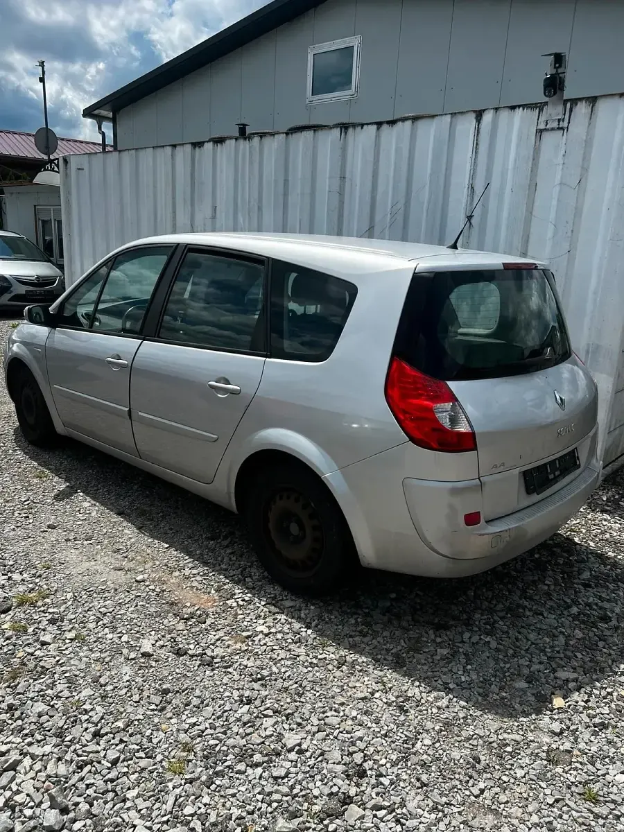 Gebraucht Renault Scenic E-Tech 136 PS (100 kW) 2009 Silber Kombi
