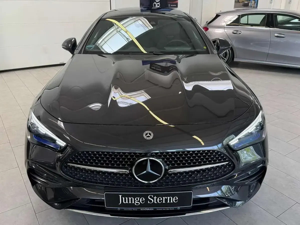 Gebraucht Mercedes CLE300 Premium 313 PS (230 kW) 2025 Lack graphitgrau metalli Coupé