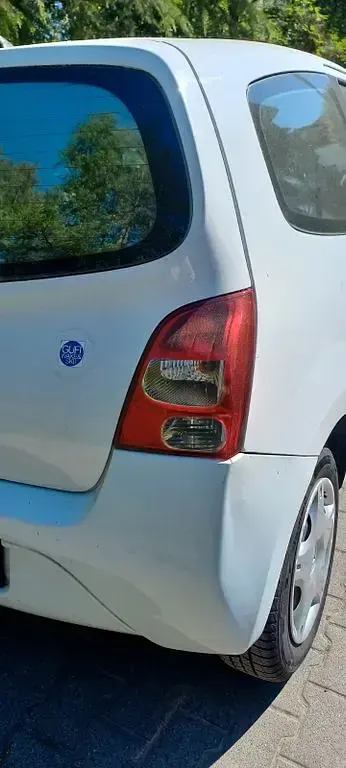 Second-hand Renault Twingo Expression 76 CP (55 kW) 2009 Alb Hatchback