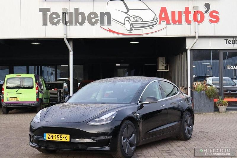 Schwarz Gebraucht 2019 Tesla Model 3 Long Range AWD Limousine | 17.985 € (Fairer Preis) - Bild 1/4