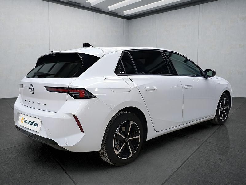 Gebraucht Opel Astra 131 PS (96 kW) 2025 Weiß Limousine