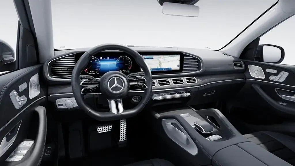 Gebraucht Mercedes GLE350 de AMG 197 PS (144 kW) 2024 Schwarz SUV