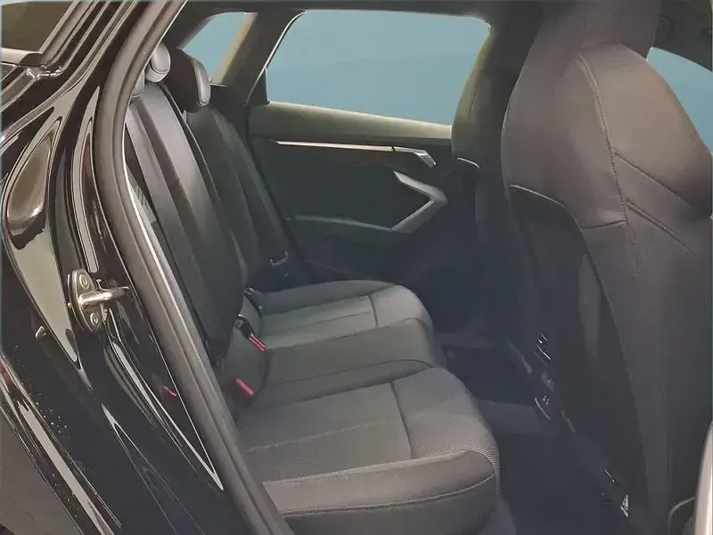 Gebraucht Audi A3 Sportback 150 PS (110 kW) 2025 Schwarz Kleinwagen