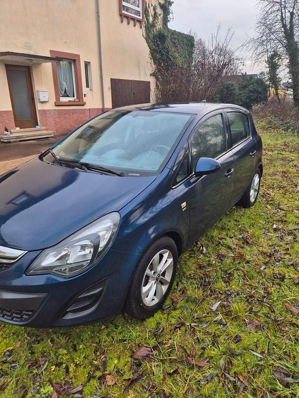 Blau Gebraucht 2014 Opel Corsa Color Edition Kleinwagen | 4.500 € (Guter Preis) - Bild 1/4
