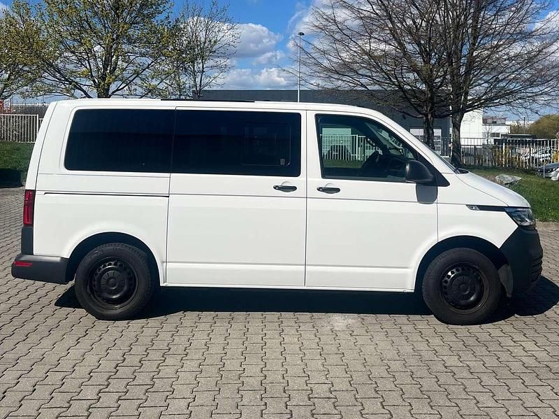 Używany VW Transporter 110 KM (80 kW) 2021 Biały Van