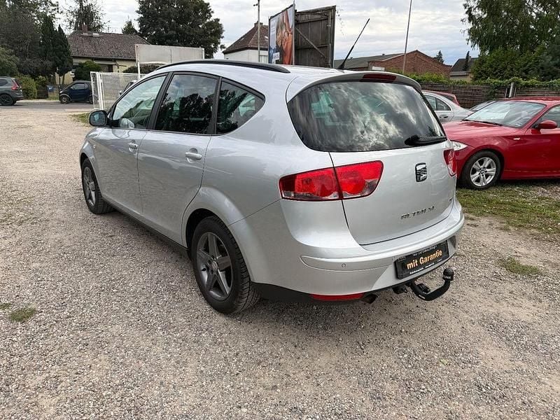 Gebraucht Seat Altea XL Sun 105 PS (77 kW) 2015 Silber Van / Kleinbus