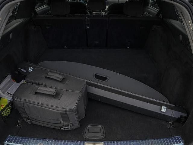 Gebraucht Mercedes E300 Avantgarde 320 PS (235 kW) 2022