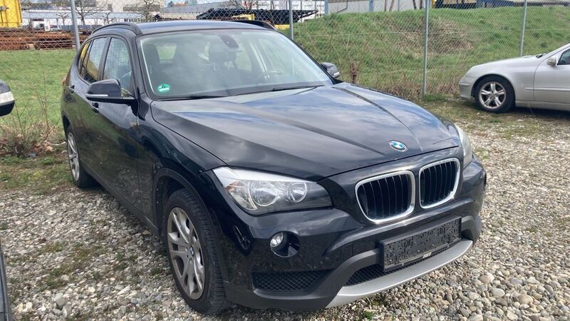 Schwarz Gebraucht 2013 BMW X1 SUV | 5.999 € (Superpreis) - Bild 1/4