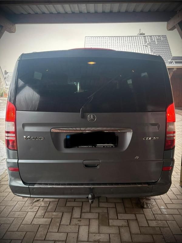 Gebraucht Mercedes Viano 224 PS (164 kW) 2011 Van / Kleinbus