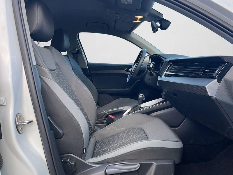 Gebraucht Audi A1 Advanced 110 PS (80 kW) 2021 Gletscherweiß metallic (metallic) Limousine