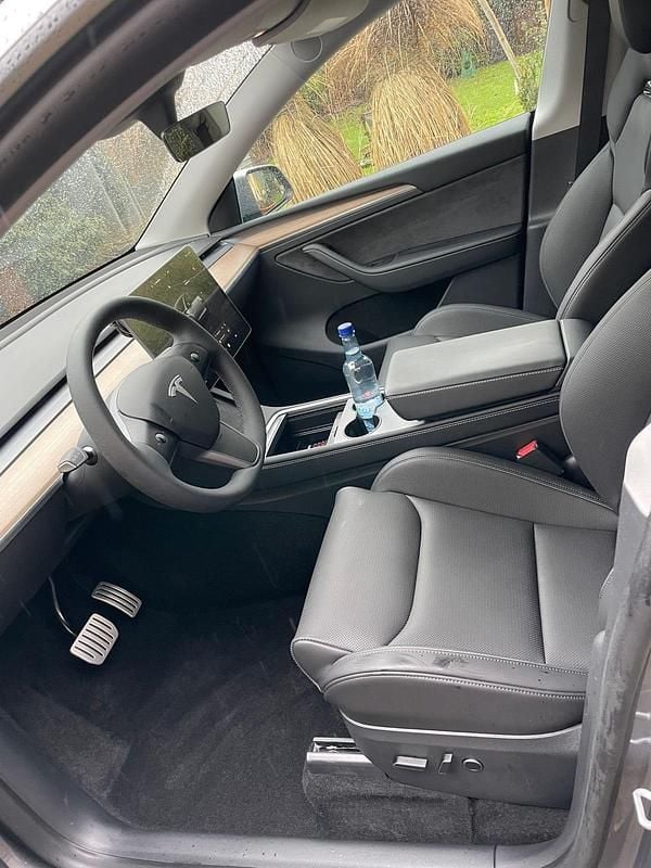 Gebraucht Tesla Model Y Performance 392 kW (534 PS) 2024 Silber SUV