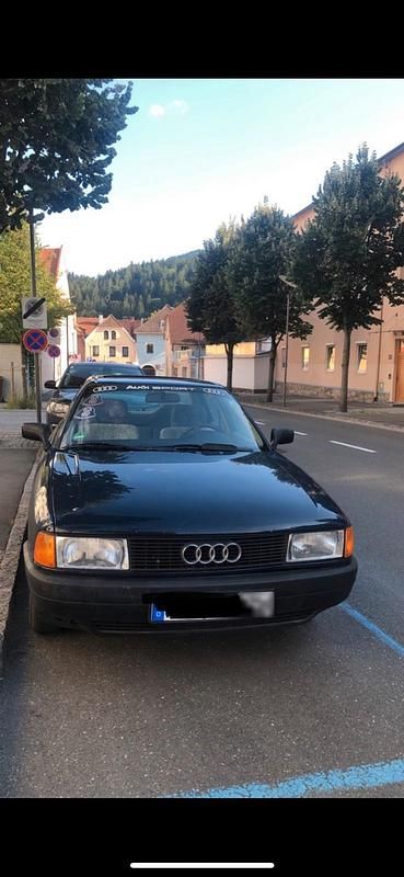 Second-hand Audi 80 90 CP (66 kW) 1988 Albastru Berlinǎ