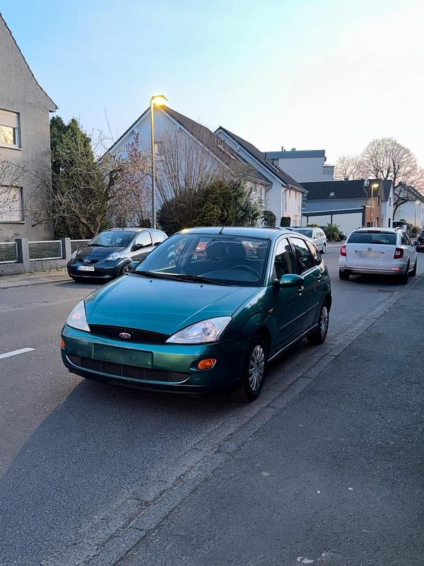 Second-hand Ford Focus 75 CP (55 kW) 1999 Verde Break