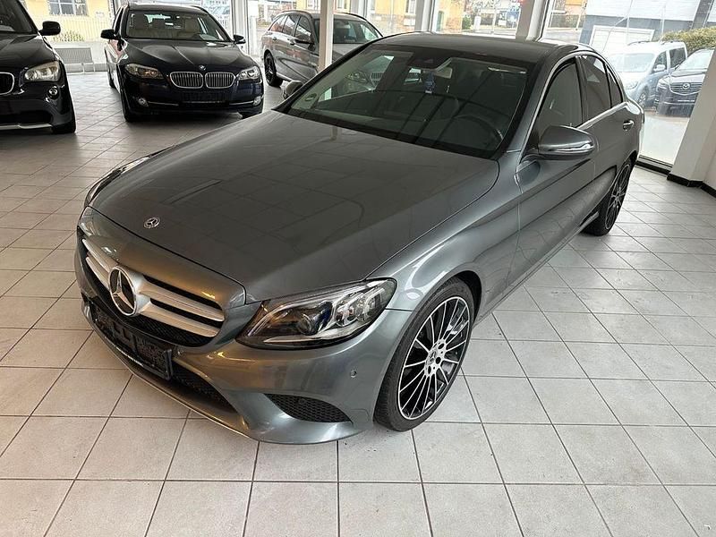 Gebraucht Mercedes C220 194 PS (142 kW) 2019 Grau Limousine