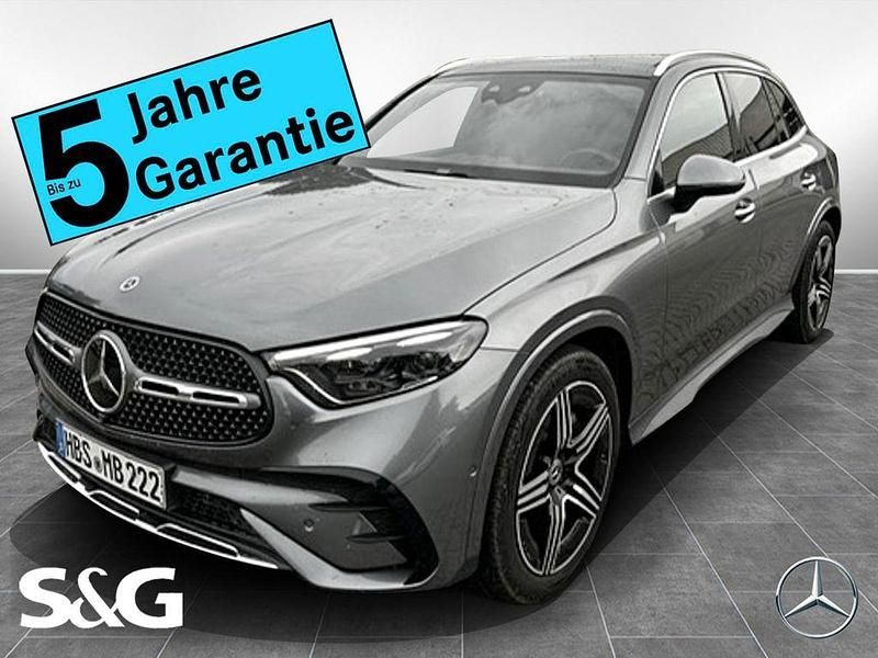 Grau Gebraucht 2024 Mercedes GLC220 AMG SUV | 64.868 € (Guter Preis) - Bild 1/4