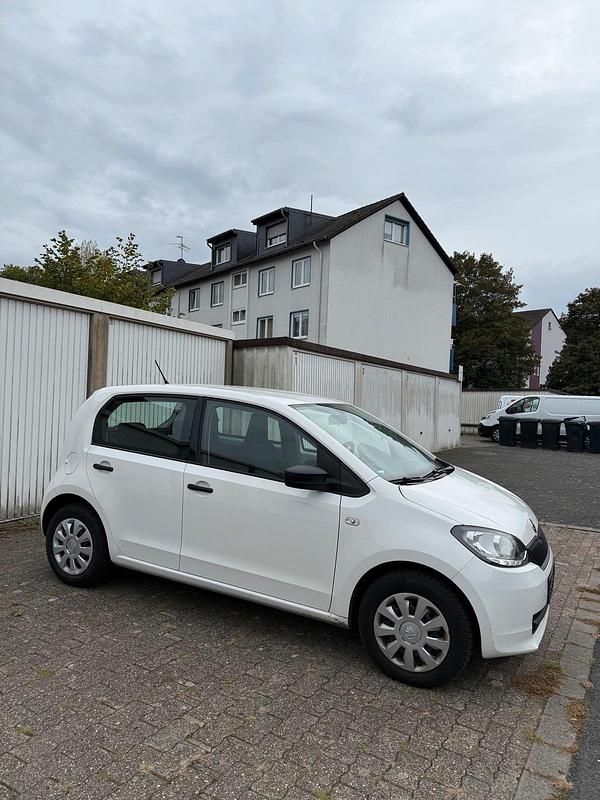 Weiß Gebraucht 2017 Skoda Citigo Kleinwagen | 4.800 € (Guter Preis) - Bild 1/4