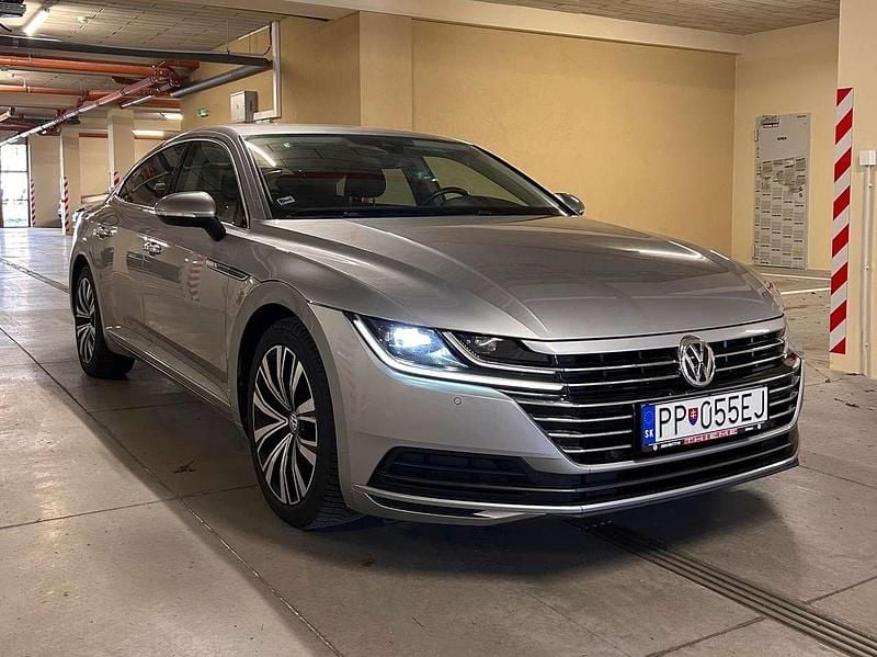 Gebraucht VW Arteon 150 PS (110 kW) 2019 Silber Kleinwagen