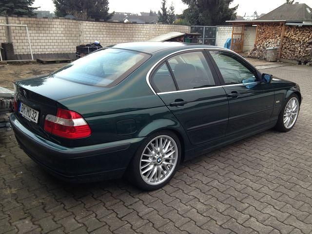 Gebraucht BMW 320 150 PS (110 kW) 1999 Grün metallic Limousine