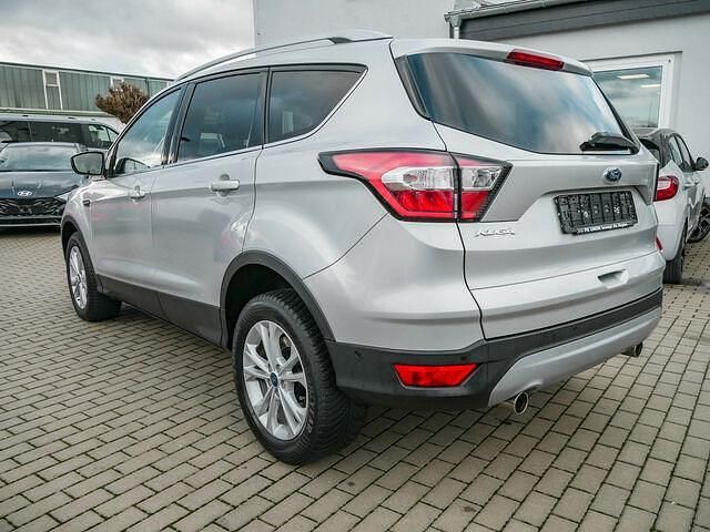 Gebraucht Ford Kuga Titanium 150 PS (110 kW) 2019 Silber SUV