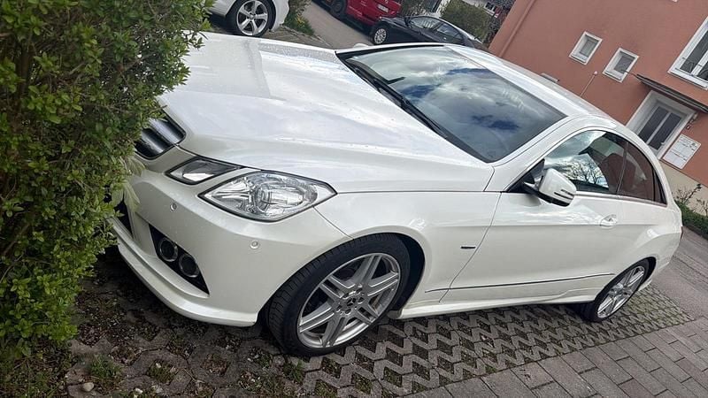 Occasion Mercedes E200 AMG 184 ch (135 kW) 2011 Blanc Coupé