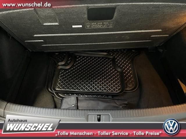 Gebraucht VW e-Golf 100 kW (136 PS) 2019 Kleinwagen